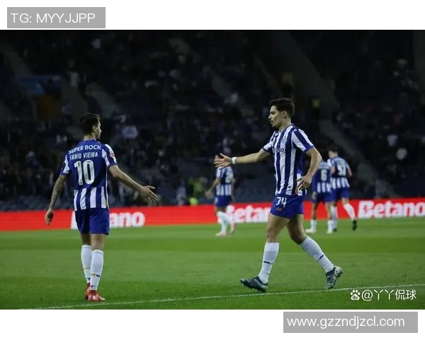 中超精彩对决波尔图逆转本菲卡6比2绝杀瞬间引发全场狂欢